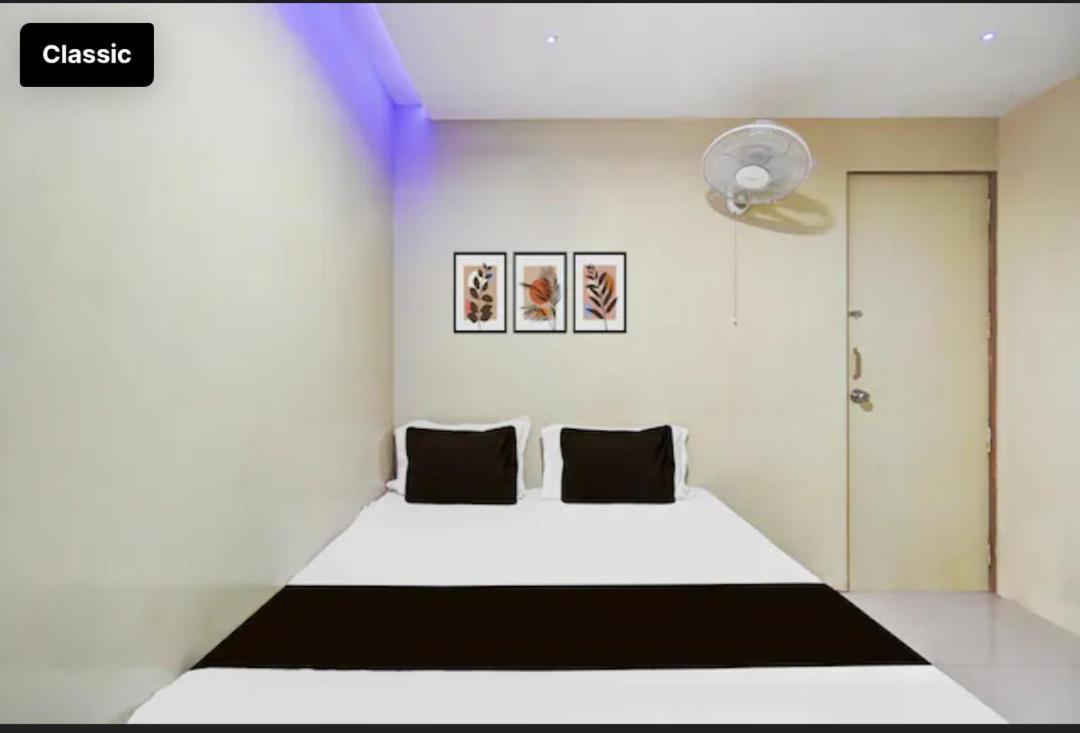 Selfie Rooms Surat Buitenkant foto